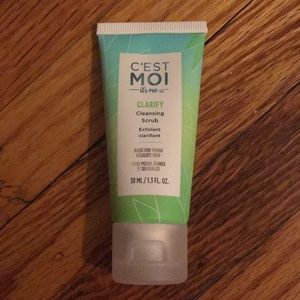 C’est Moi Clarify Cleansing Scrub Brand New